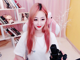 徒弟，坏美美主播照片