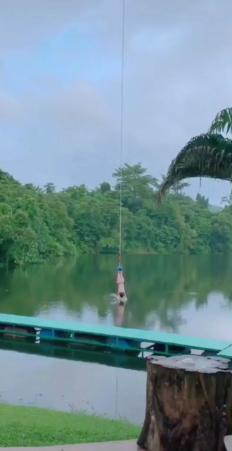 如果你想玩刺激点的少不了蹦迪