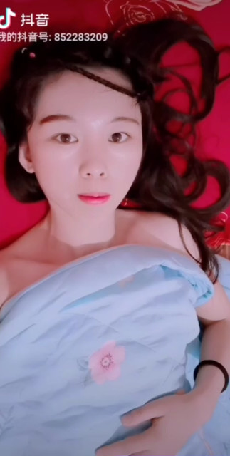 你又不给我睡，你管我几点睡😀