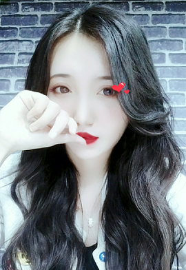 小样咡🕊主播照片