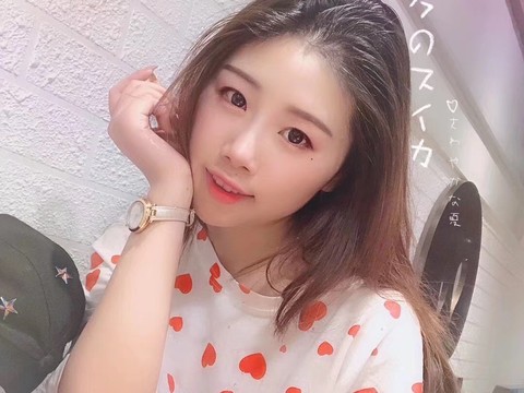 小包子🍃海报