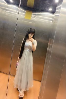 小小西521主播照片