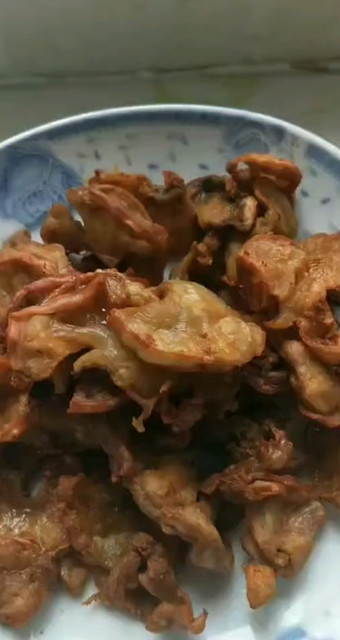 好想吃 油滋拉酸菜水饺