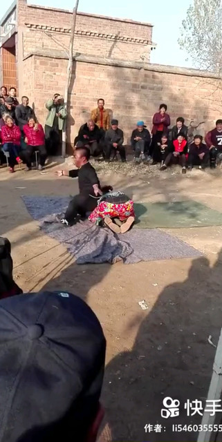 哎呀，摔坏了
