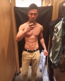 兄台你飘了主播照片