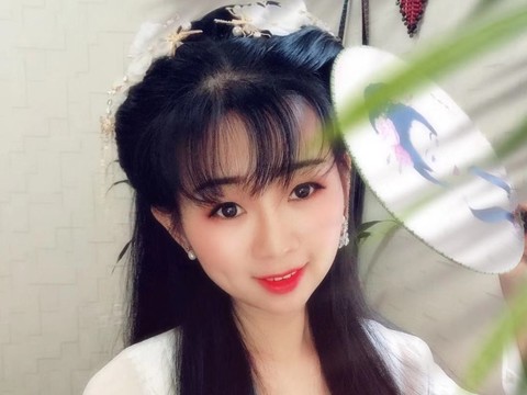 小丫头有点坏海报
