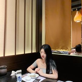 思思👑主播照片