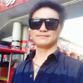 小弟戒烟戒酒不戒色主播照片