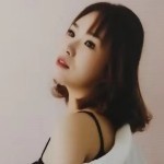 依绣-董欣