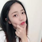 小尾巴🍒小哥海报