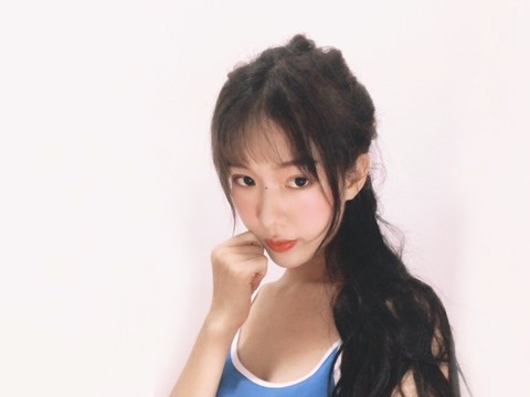 施妹i求守护海报