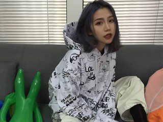 ╰?鬧等你?的主播照片
