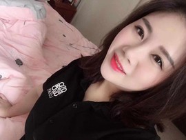 xy曾曾主播照片