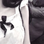 R.服软海报