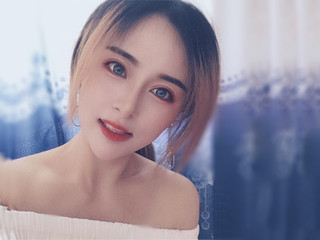平平淡淡就好😪的主播照片