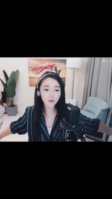 刚刚
