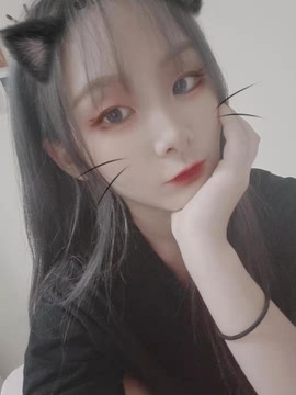 等风等雨等你i主播照片