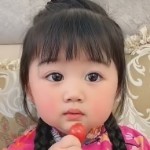 逛6⃣听歌👀美女海报