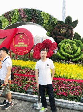 卐渢旪飃淩卍主播照片