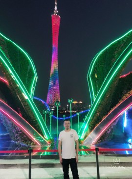 卐渢旪飃淩卍主播照片