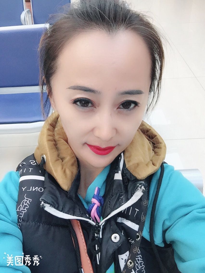 愛笑的】丹丹】的主播照片