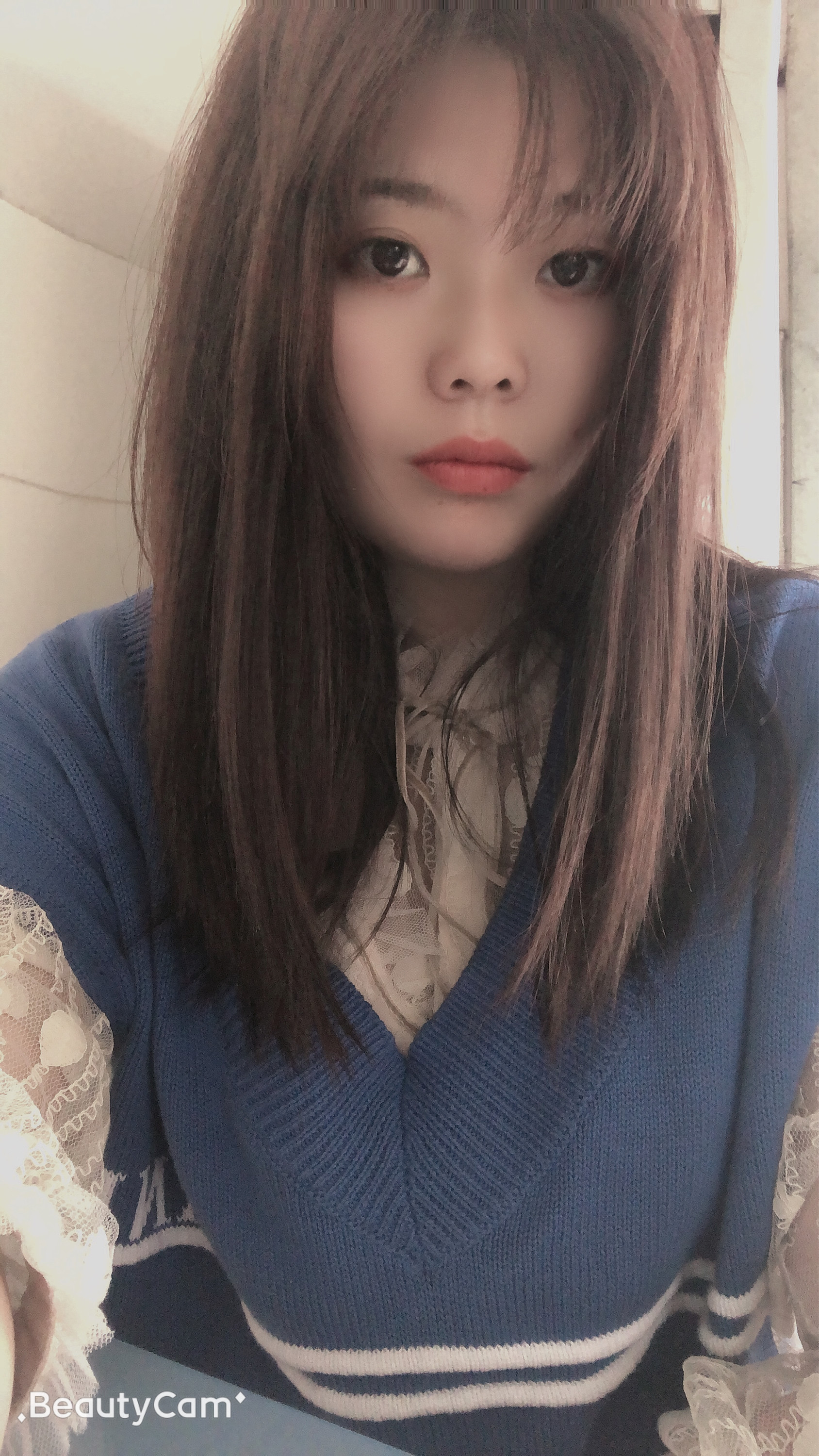夋夋休息的图片