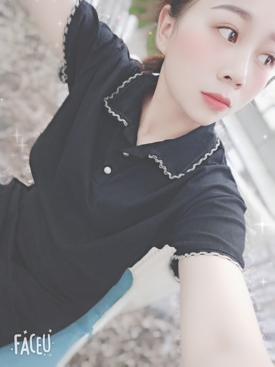 幺妹李玲儿的主播照片