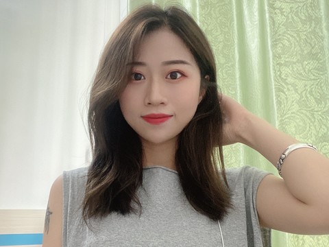 小野鑫🎐~💋海报