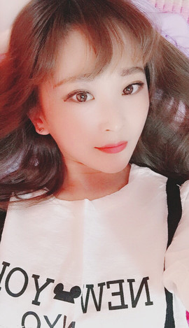 ✔再璐主播照片