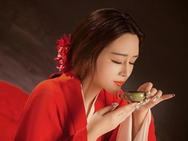陪你一起发呆主播照片