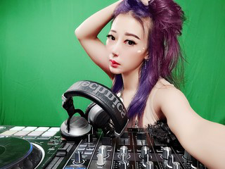 💘☞芯鎶☜💘💝的主播照片