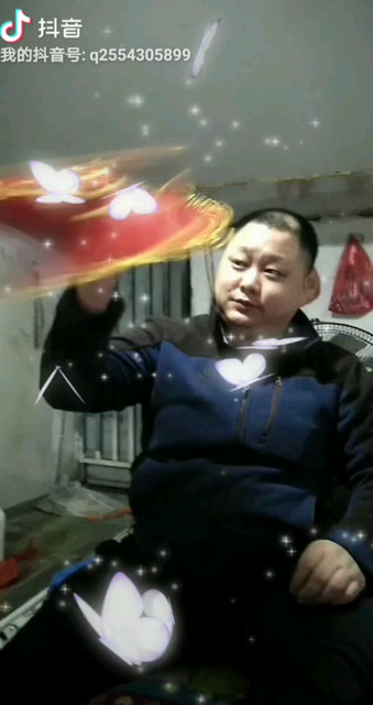 看我老公转手绢😂