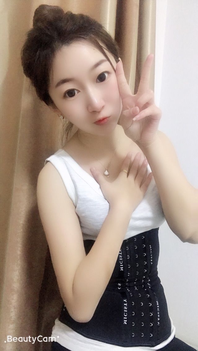 🐰渔小兔🐰的主播照片