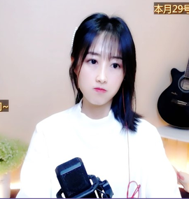 福建迪丽热巴主播照片