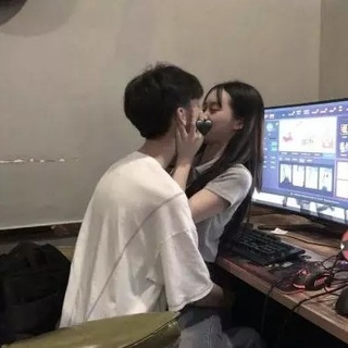 酱崽吖.的头像