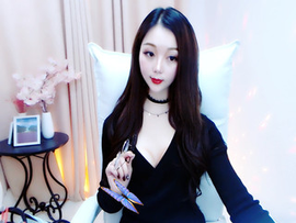 99…分的爱主播照片