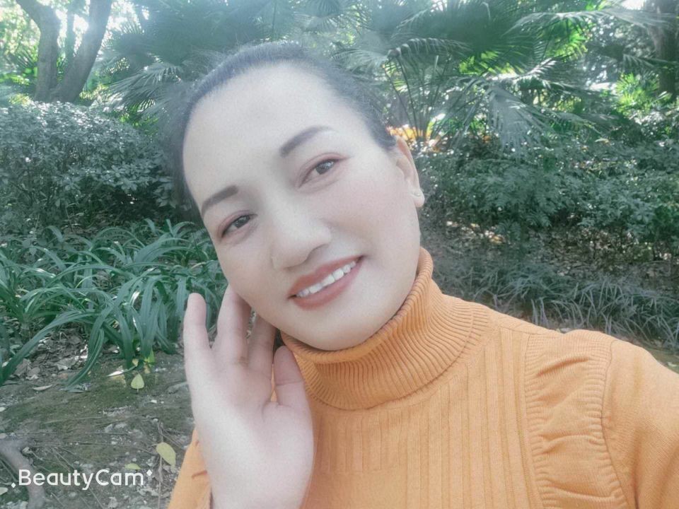 親，村姑休息的主播照片