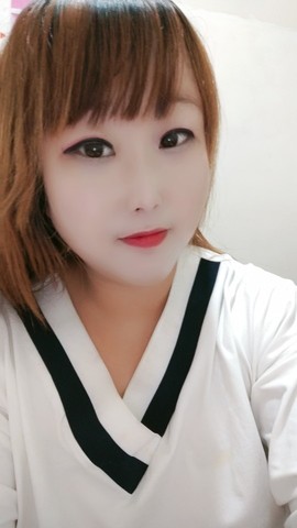 蜜桃仙子r主播照片