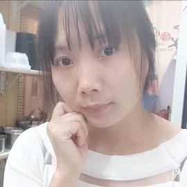 小草的大宝主播照片