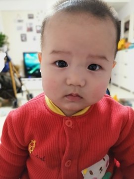 王炸带四个2主播照片