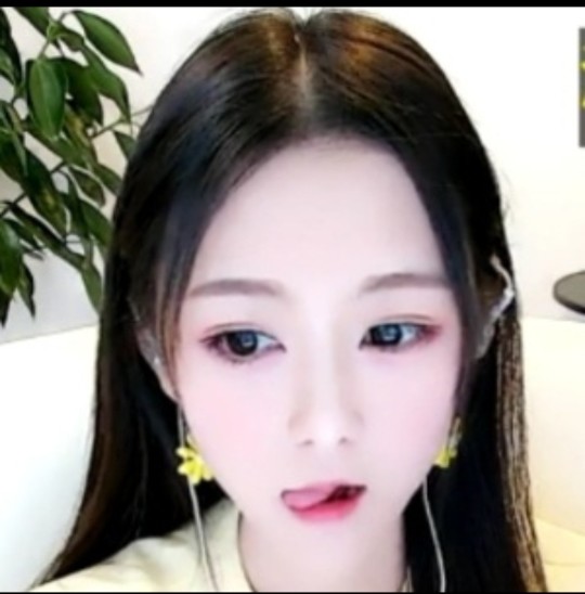 唯逸专属小可爱💕主播照片
