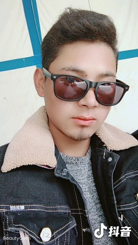 ，，lwg主播照片