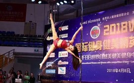 钢管舞童童主播照片