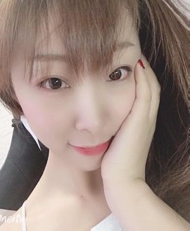 艾欣ღ休息两天主播照片
