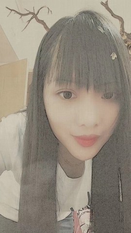 baby小灵儿主播照片