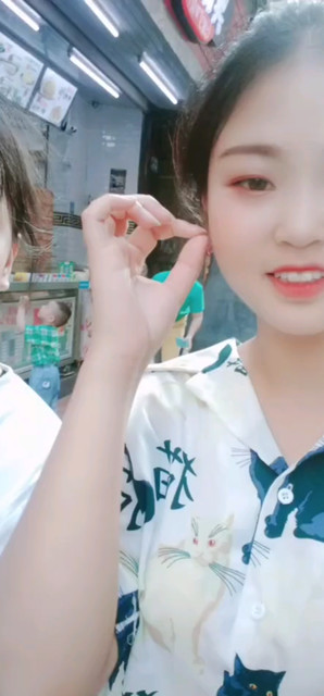 好像有点可爱