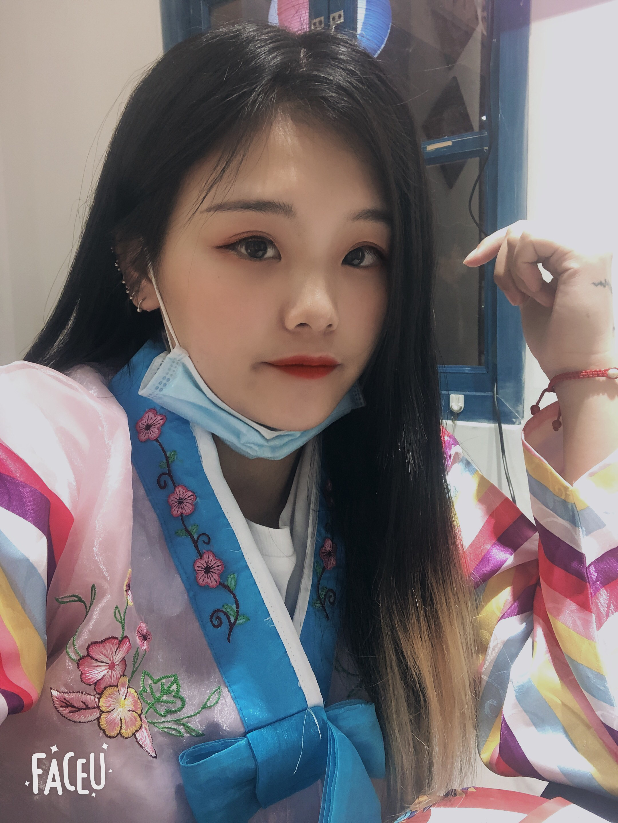朝鲜🇰🇵百货的主播照片