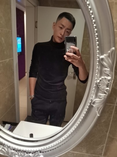 只为灬等你的主播照片