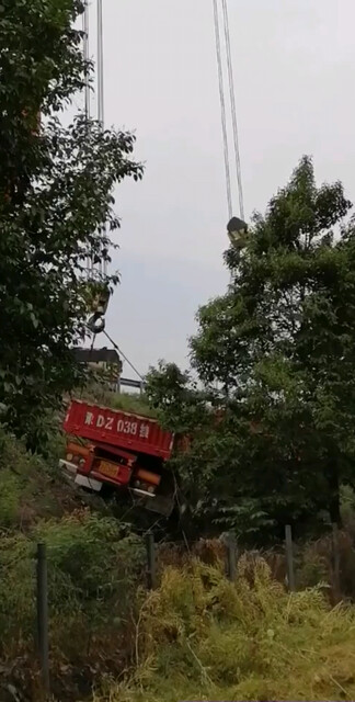 河南平顶山新城区高速路口，你懂