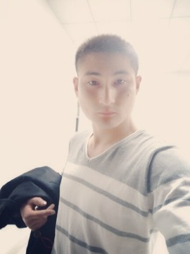 小灵魂i主播照片